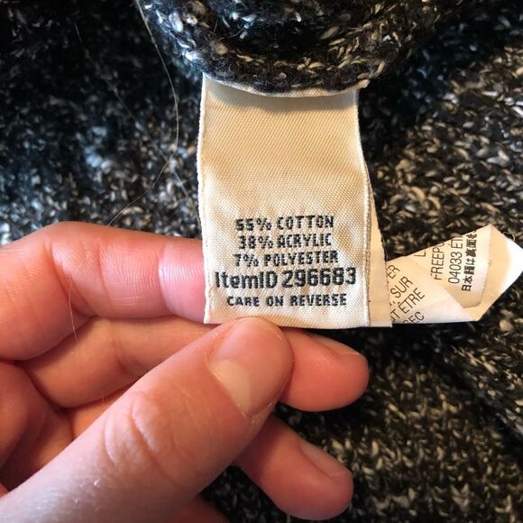 L.l.‎ Bean black & white knit sweater. Size small - Picture 5 of 11